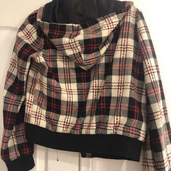 Jacket - Picture 3 of 4